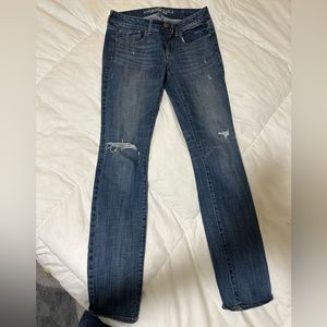 American Eagle Distressed Jeans - Straight leg